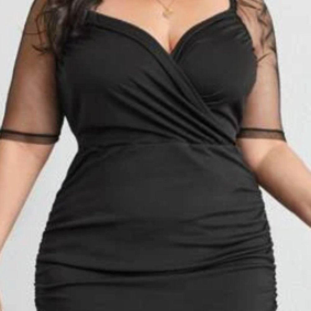 Elegant black dress with sweetheart neckline